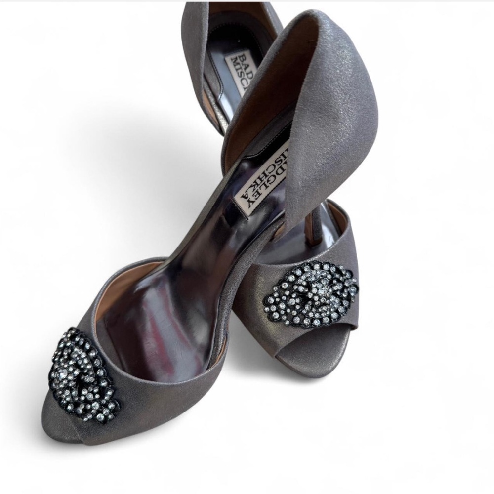 Badgley Mischka Embellished Peep-Toe Heels – Size 8